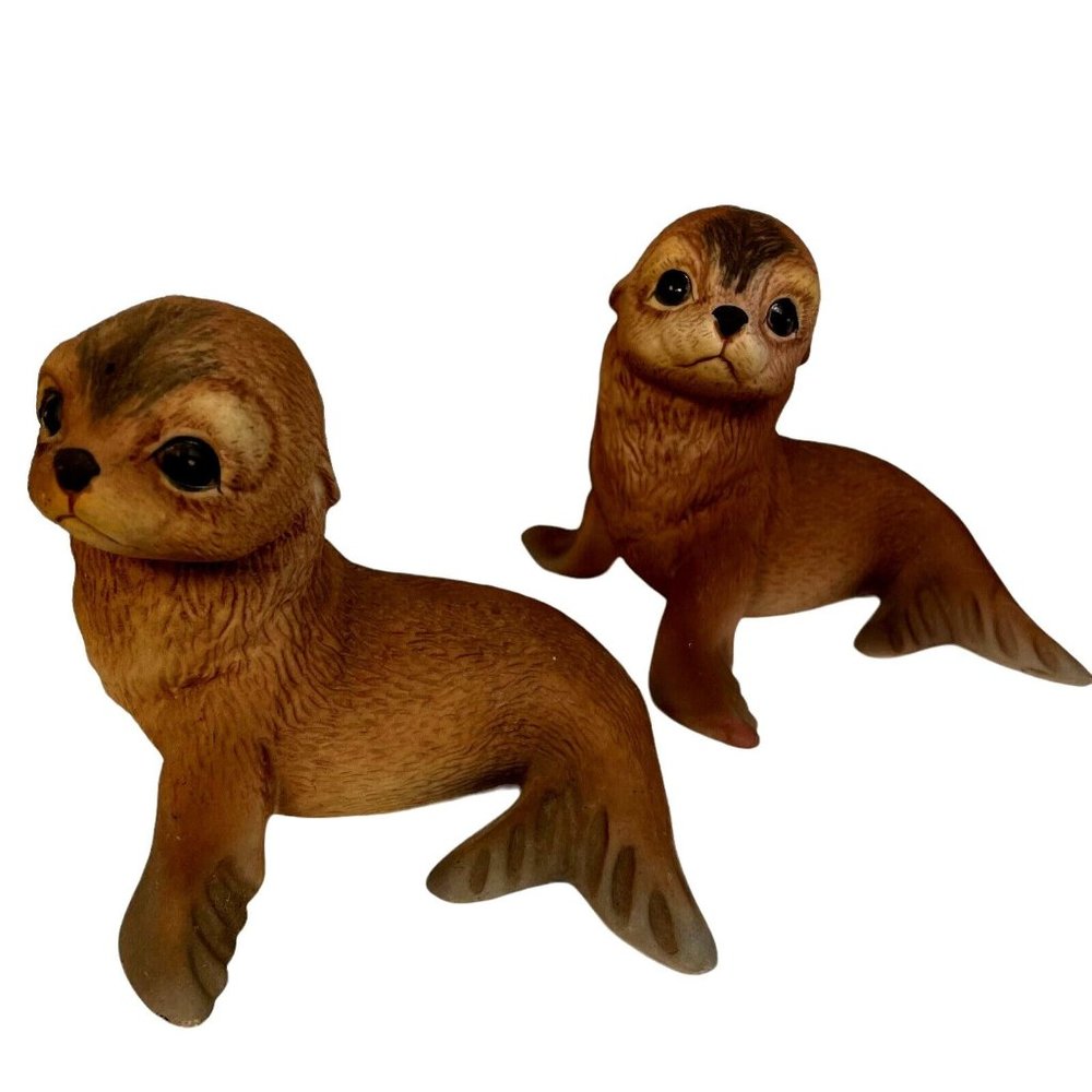 Set of 2 Akiku - Seal pups River Shore Collection 1978